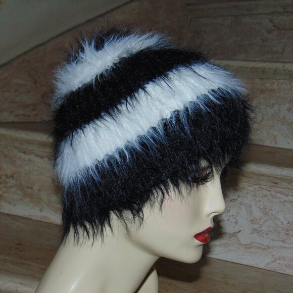 RARE Hansel from Basel Beanie Hat Black Prototype Fuzzy Y2K Winter Cabin Classic - Picture 4 of 6
